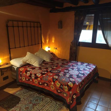 Apartamento Al-Vivaque 米兰达德尔卡斯塔尼亚尔 外观 照片