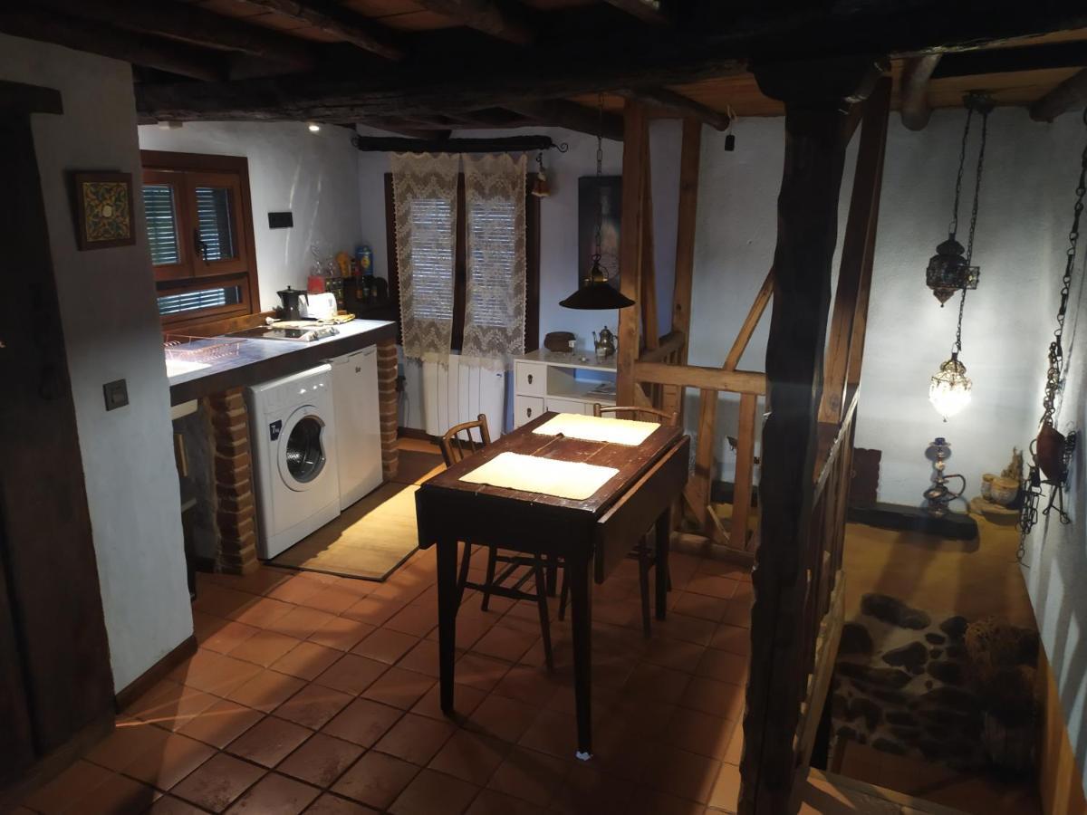 Apartamento Al-Vivaque 米兰达德尔卡斯塔尼亚尔 外观 照片