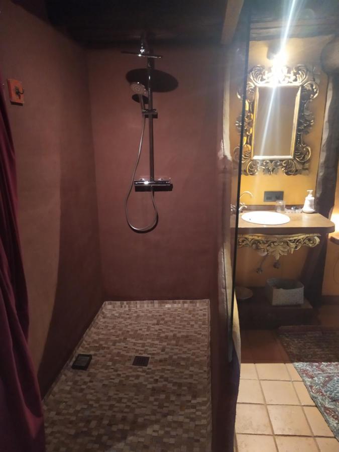 Apartamento Al-Vivaque 米兰达德尔卡斯塔尼亚尔 外观 照片